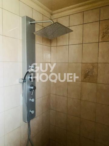 MAISON ANCIENNE AVEC TRAVAUX RECENTS