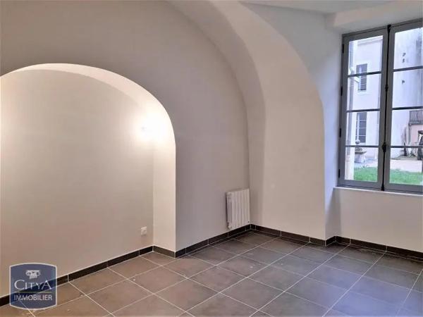 Appartement à louer 3 pièces 62.55m² Chalon-sur-Saône (71100)
