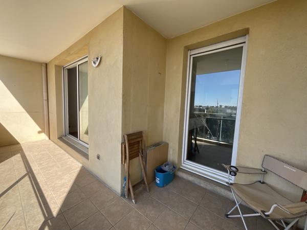 Marseille (13013) 13013 - SAINT MITRE - 3 PIÈCES - 2 CHAMBRES - 68M² - APPARTEMENT LUMINEUX AVEC TERRASSE - AU CALME - BOX FERME