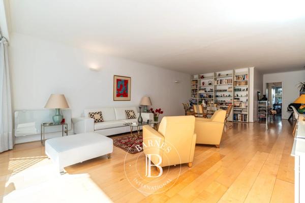 Paris 16ème, Appartement 2 Chambres -  104 m² à vendre