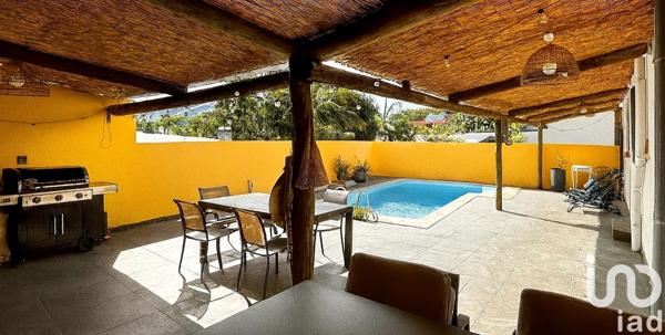 Maison à vendre 8 pièces 220 m² Saint-Pierre