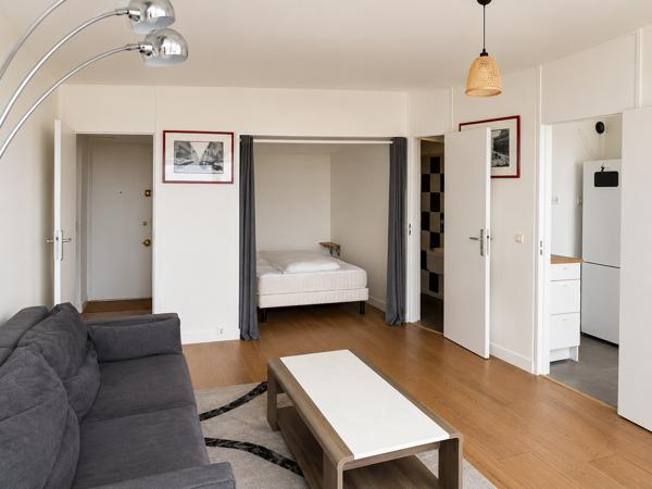 Appartement T1bis - Dernier étage, vue imprenable sur Lyon et grand balcon Villeurbanne (69100)