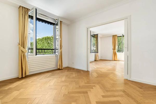 LYON 6 - COURS FRANKLIN ROOSEVELT