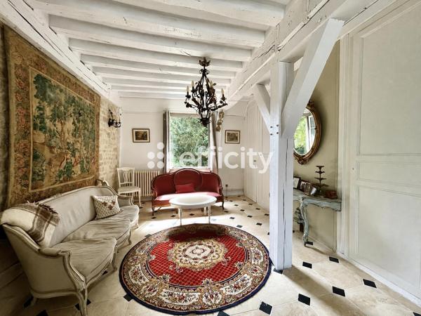 Appartement
         2 pièces
        - 80 m² 160 000 € *