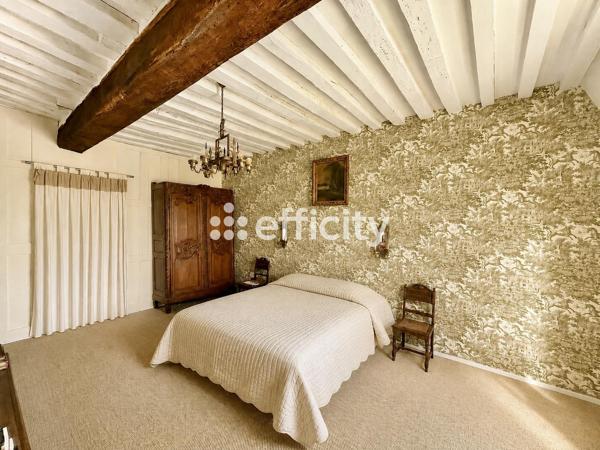 Appartement
         2 pièces
        - 80 m² 160 000 € *