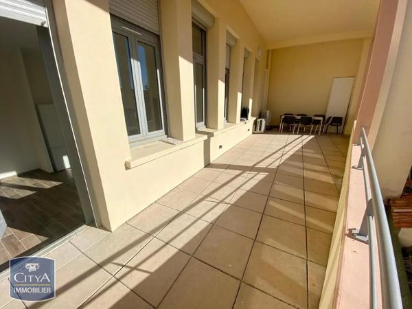 Appartement à louer 4 pièces 68.1m² Le Lavandou (83980)