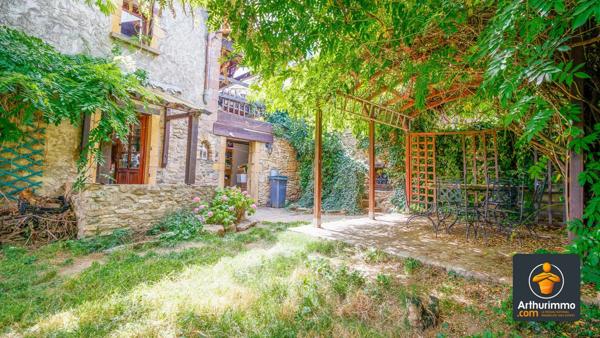 Vente Maison 7 pièces 150 m2 à Saint-Romain-en-Jarez