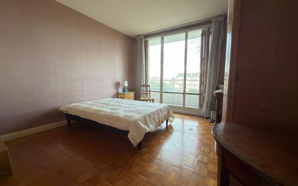 Appartement à vendre    4 pièces • 79,70 m2 Saint-Maur-des-Fossés