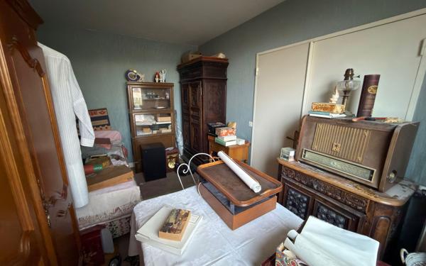 Appartement à vendre    4 pièces • 79,70 m2 Saint-Maur-des-Fossés