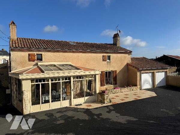 Maison d'habitation avec nombreuses dépendances - Fort potentiel