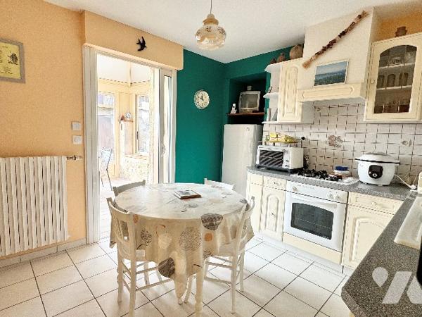 Maison d'habitation avec nombreuses dépendances - Fort potentiel