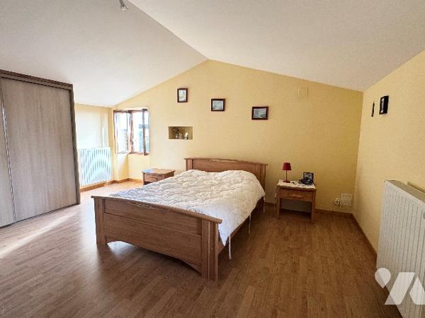 Maison d'habitation avec nombreuses dépendances - Fort potentiel