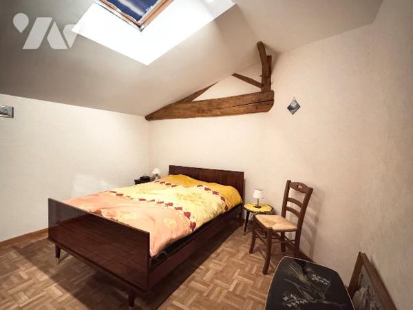 Maison d'habitation avec nombreuses dépendances - Fort potentiel