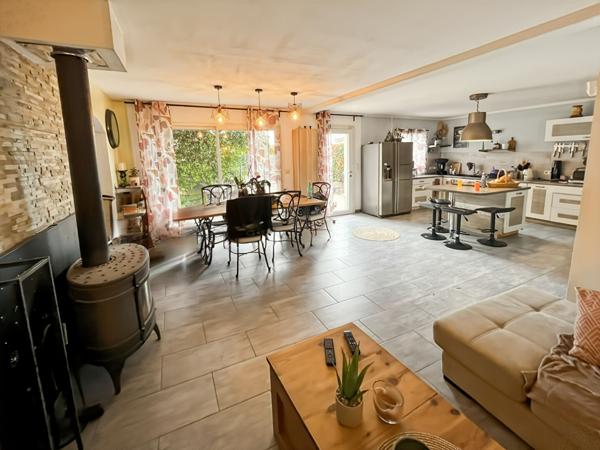 Maison 4 chambres piscine et jardin