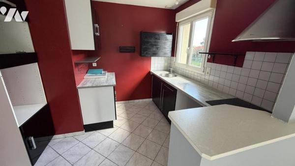 Pavillon plain-pied, 3 chambres avec combles aménageables, 971m² de terrain