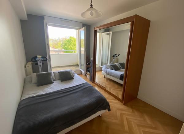 Appartement Dijon 5 pièce(s) 82.03 m2 + terrasse + garage cave + place de parking