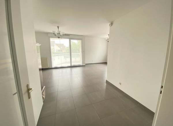Appartement Dijon 5 pièce(s) 82.03 m2 + terrasse + garage cave + place de parking