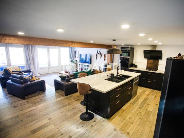 Exceptionnel ensemble immobilier en bordure de lac