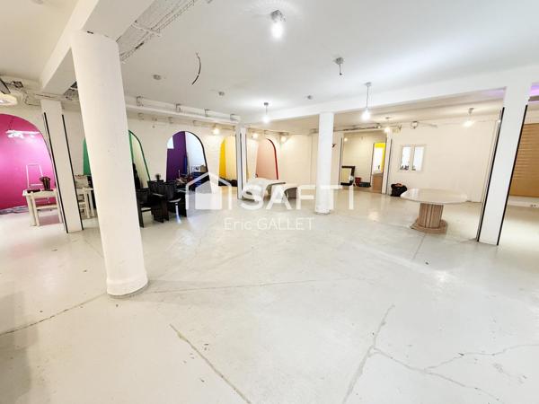 Exceptionnel ensemble immobilier en bordure de lac