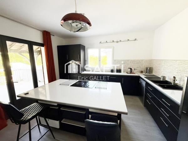 Exceptionnel ensemble immobilier en bordure de lac