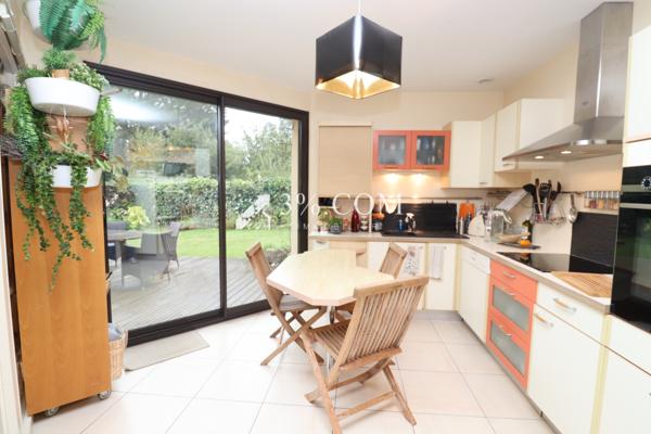 Maison 6 pièce(s) 3 chambre(s) 141.47 m²