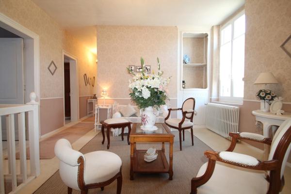 Maison à vendre 5 pièces TONNEINS (47) 190m² habitables- Piscine- Garage- Terrain 693m²