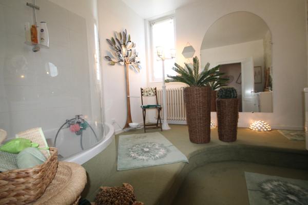 Maison à vendre 5 pièces TONNEINS (47) 190m² habitables- Piscine- Garage- Terrain 693m²