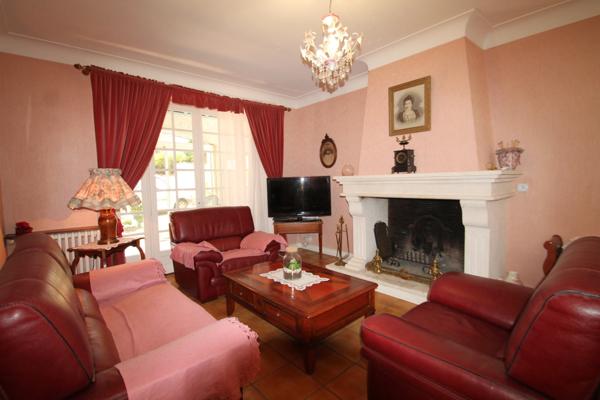 Maison à vendre 5 pièces TONNEINS (47) 190m² habitables- Piscine- Garage- Terrain 693m²