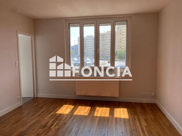 Location Appartement 2 pièces 51.87 m² - 148 AVENUE BOLLEE Le Mans 72000
