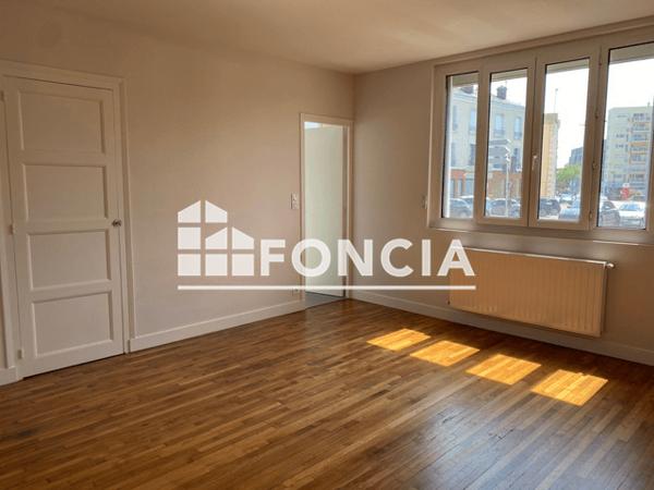 Location Appartement 2 pièces 51.87 m² - 148 AVENUE BOLLEE Le Mans 72000