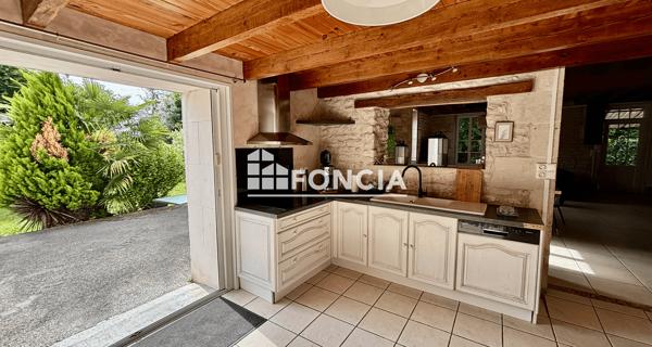 À vendre Maison 5 pièces 155 m² - Niort 79000