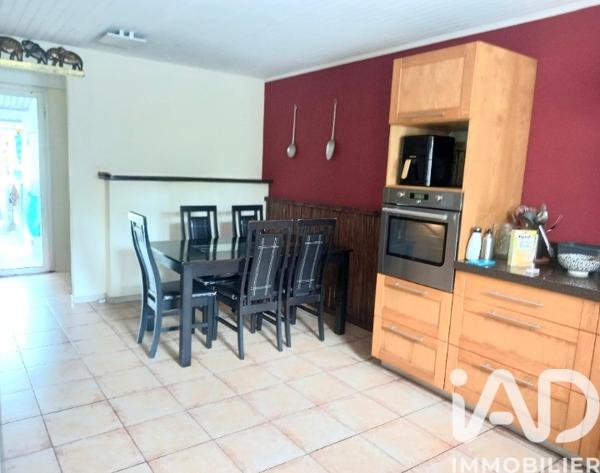 Maison à vendre 8 pièces 175 m² Le Tampon