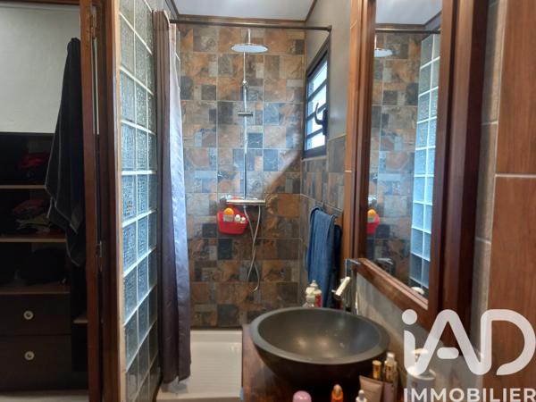 Maison à vendre 8 pièces 175 m² Le Tampon