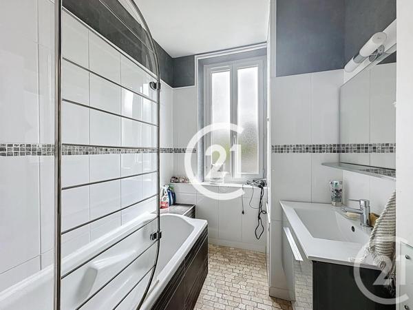 Maison à vendre  6 pièces - 166 m2 COGNAC - 16