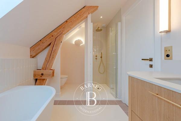 Annecy-le-Vieux, Maison 5 Chambres -  220 m² à vendre