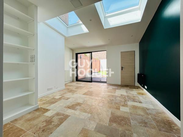 HENRIVILLE - MAISON D'ENVIRON 110M² AVEC UN BEL EXTERIEUR EXPOSÉ SUD