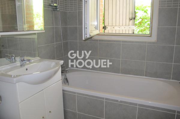 APPARTEMENT À LOUER DE 2 PIÈCES DE 47,00 M²