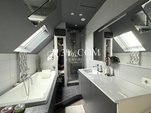 Maison 5 pièce(s) 4 chambre(s) 137 m²