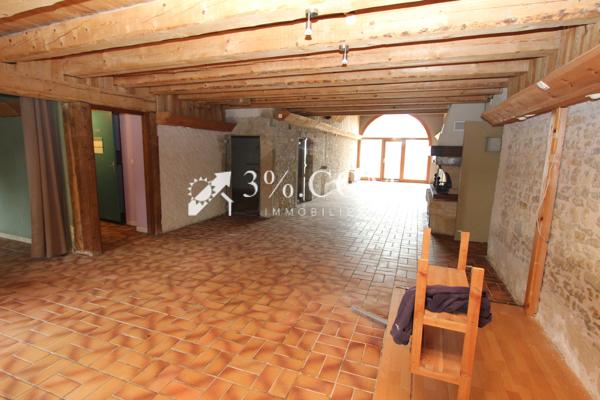 Immeuble
                                                                                                                                                
                                                                                                                                                
                                                                                                                                                
                                                    
                                                                                                                                                                                                                                                                                                                        202  m²                                                                                                                                                                                                         2 etage(s)