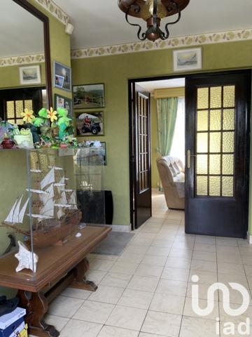 Maison 7 pièces de 127 m² à Domont (95330)