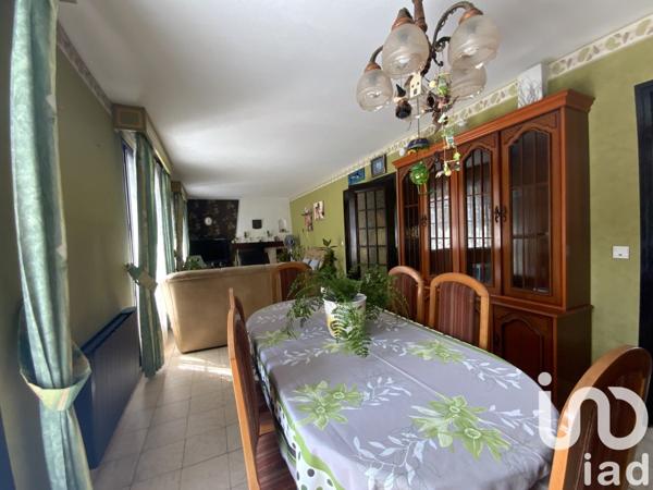 Maison 7 pièces de 127 m² à Domont (95330)