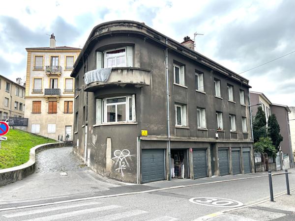 À VENDRE - IMMEUBLE DE RAPPORT DE 400.96m²