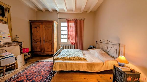 Hôtel particulier dans le centre de Chinon