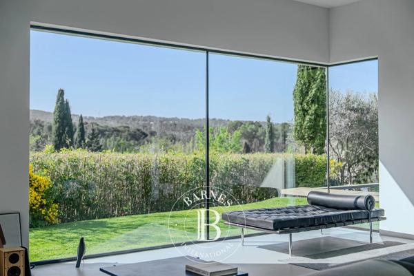 Aix-en-Provence, Maison 5 Chambres -  192 m² à vendre