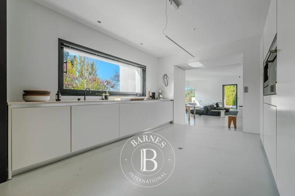 Aix-en-Provence, Maison 5 Chambres -  192 m² à vendre