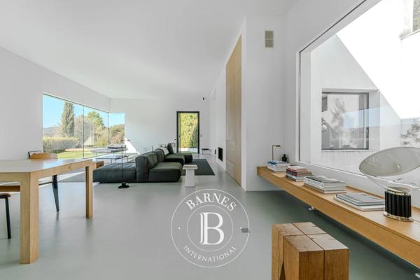 Aix-en-Provence, Maison 5 Chambres -  192 m² à vendre
