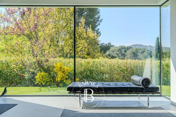 Aix-en-Provence, Maison 5 Chambres -  192 m² à vendre