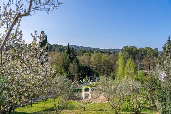 Aix-en-Provence, Maison 5 Chambres -  192 m² à vendre