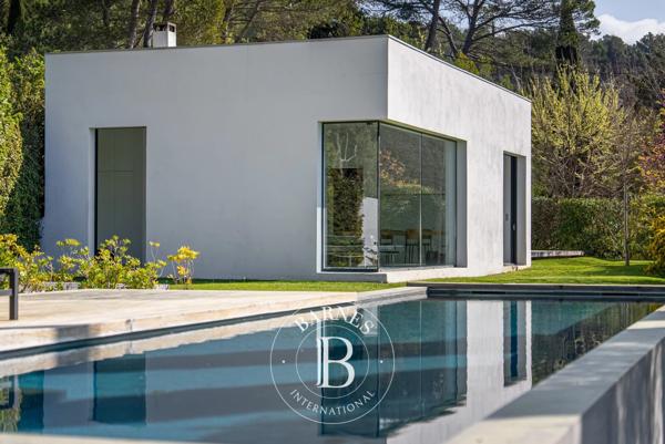 Aix-en-Provence, Maison 5 Chambres -  192 m² à vendre