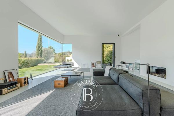 Aix-en-Provence, Maison 5 Chambres -  192 m² à vendre